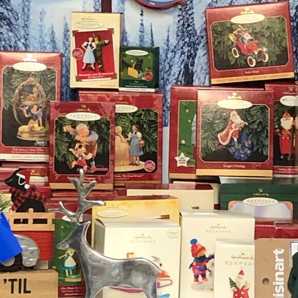 hallmark ornament collectible - Picture 1 of 1